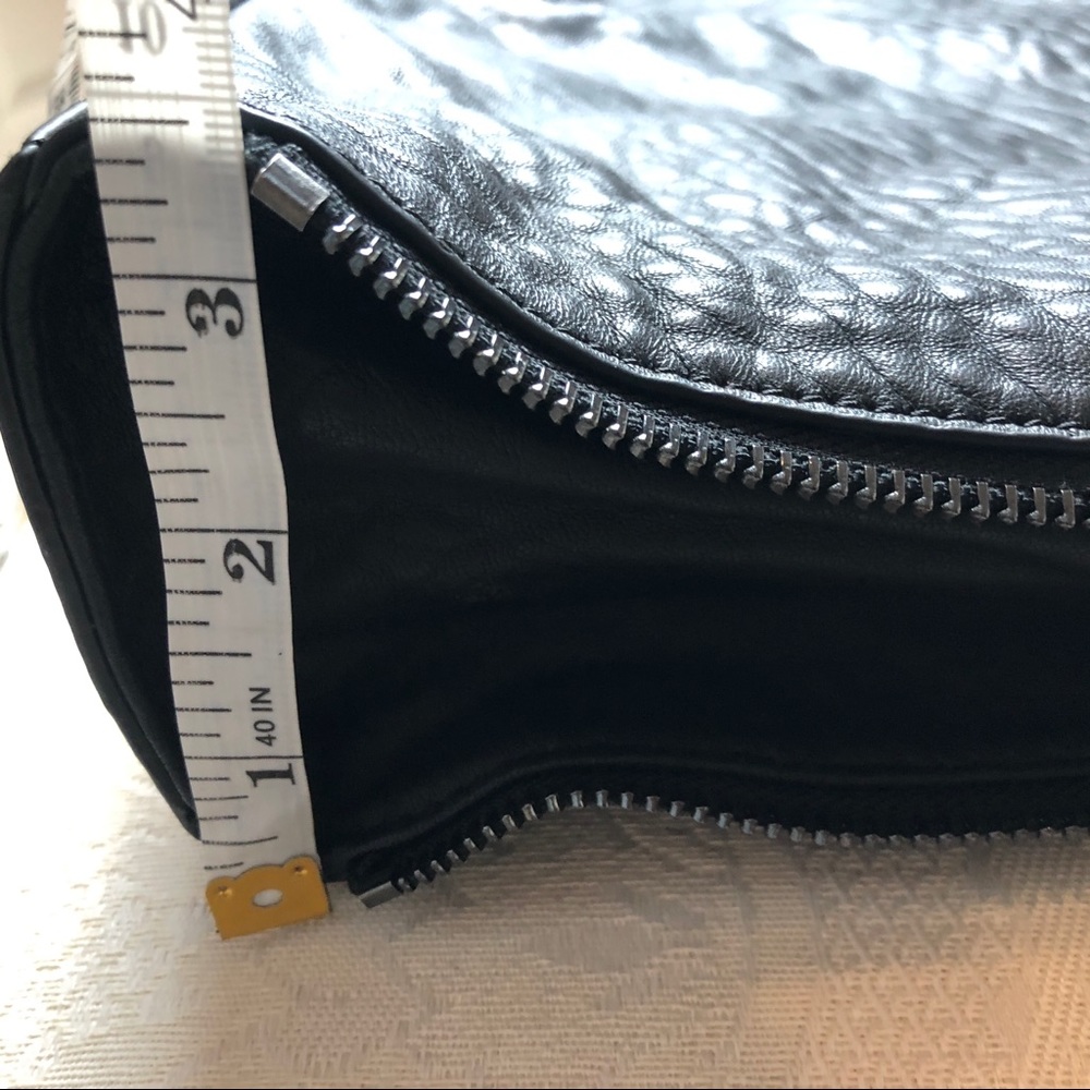 Vince Camuto Black Shoulder Bag Tote - Picture 16 of 16